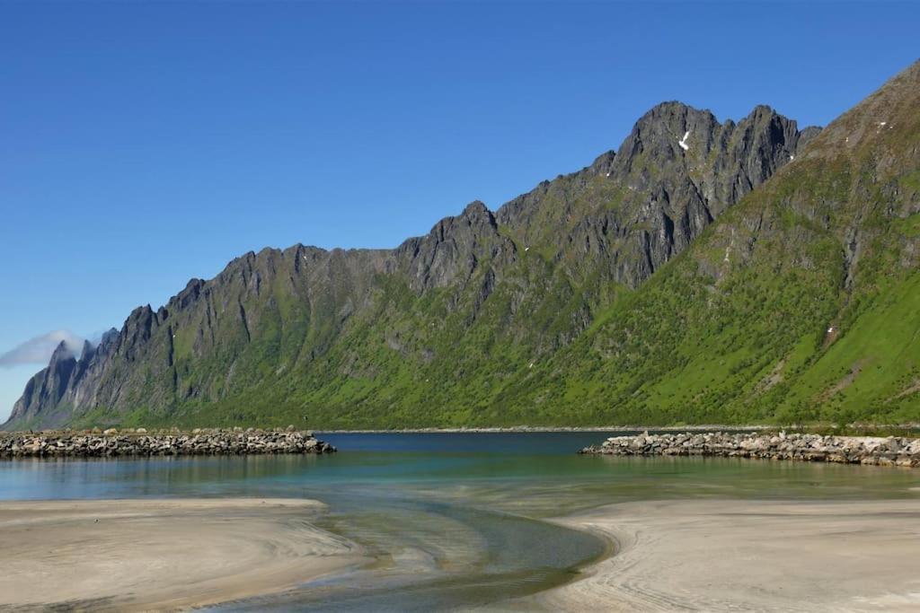 Cozy Apartment Between Sea And Mountains Mefjordvær Buitenkant foto